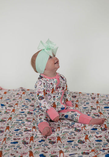 Through The Eras Medically Adaptable Zipper Sleeper *RTS*