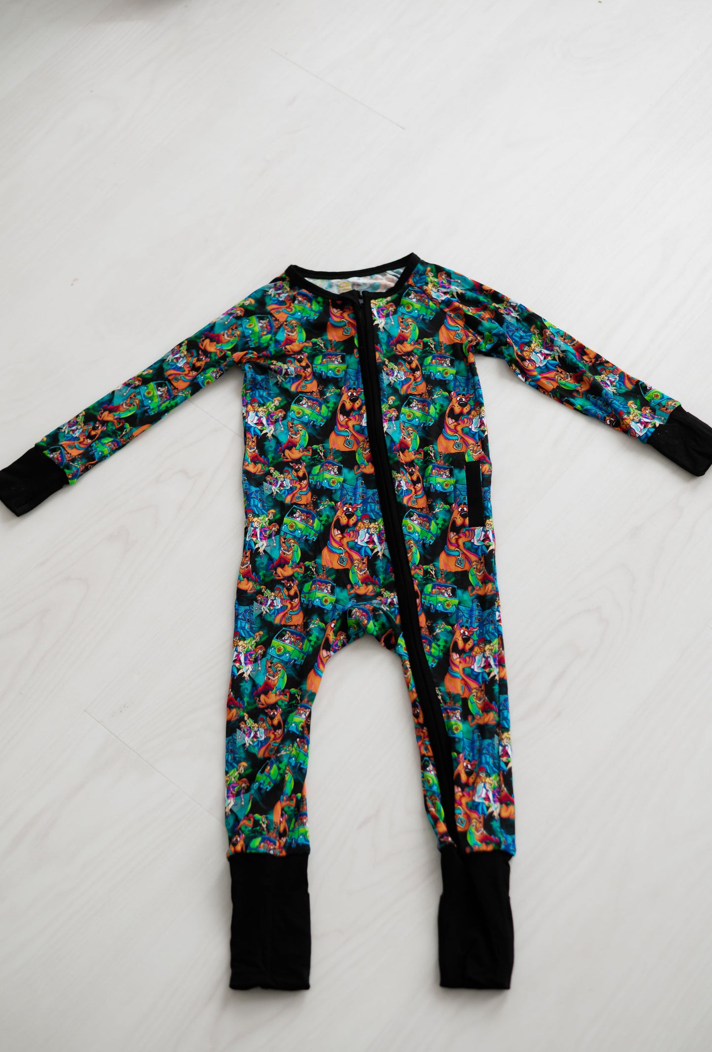 Ruh-Roh! Mystery Mode Medically Adaptable Zipper Sleeper *RTS*